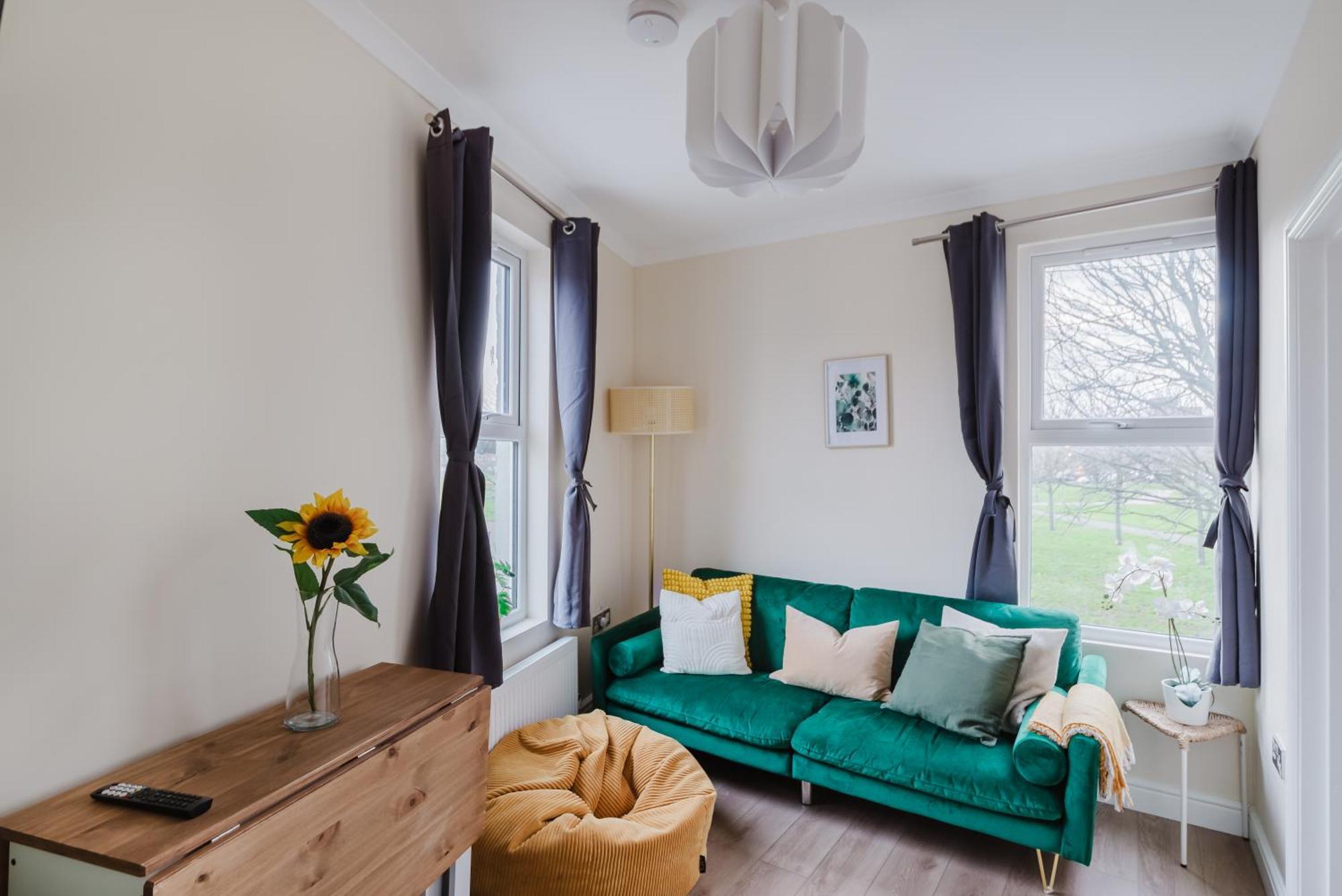伦敦Modern Cosy Corner Flat 3 Bed And Loft Sleep 7 People公寓 外观 照片
