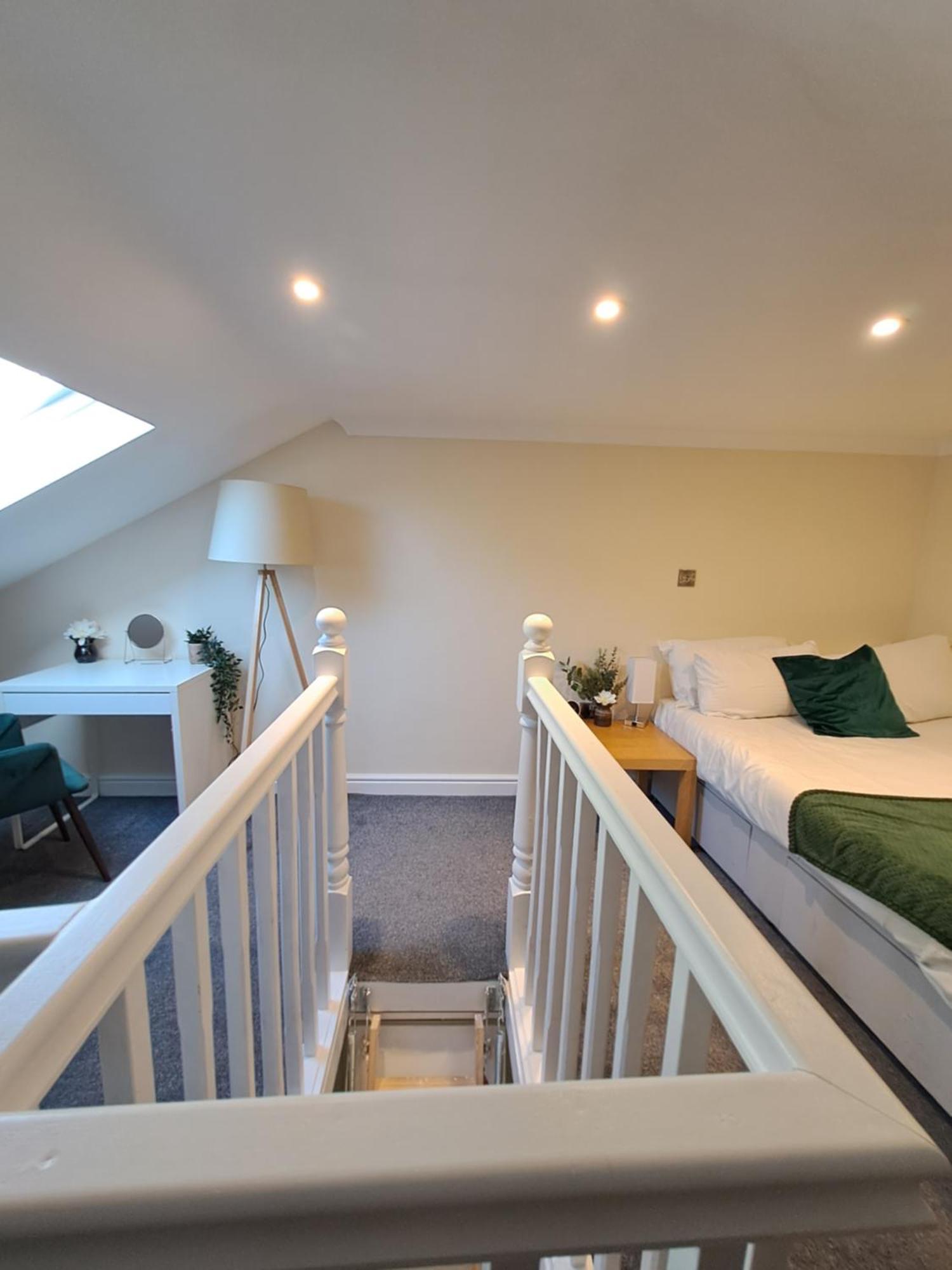 伦敦Modern Cosy Corner Flat 3 Bed And Loft Sleep 7 People公寓 外观 照片